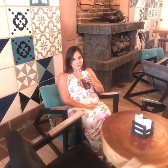 Beautiful Sundress - Picture 2 of 2